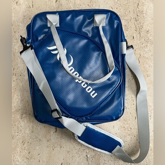 Pickleball Bag- MoopGou - Adjustable Strap and Handles - Picture 1 of 5